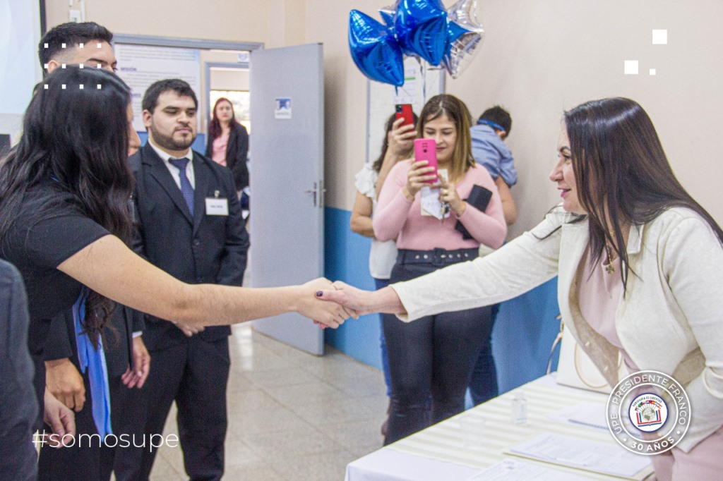 Facultad de Ciencias Administrativas y Contables, carreras de Ingeniería Comercial y de Administración de Empresas